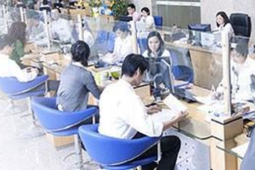 Ngân hàng giảm lãi suất cho vay đối với người bị ảnh hưởng dịch