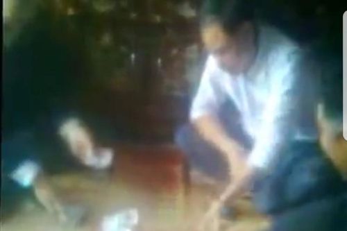 Thực hư clip lãnh đạo xã tại Mê Linh đánh bài ăn tiền trên chiếu bạc