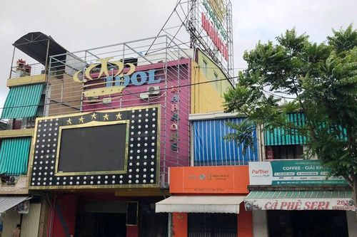 Tiệm karaoke nhận khách giữa mùa dịch, người hát dương tính với ma túy