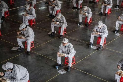 Tương lai phục hồi hoàn toàn của kinh tế Trung Quốc vẫn mờ mịt