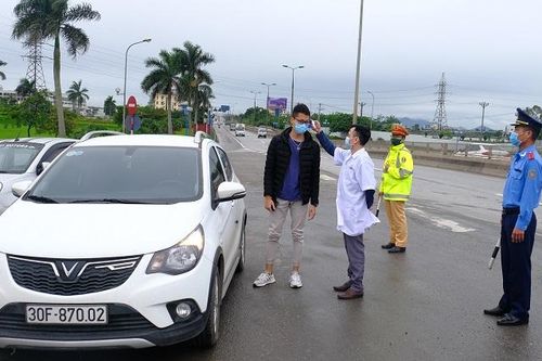 Cách ly xã hội để phòng dịch Covid-19: Dập từng 'đốm cháy' nhỏ