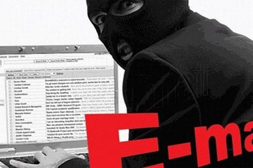 Cảnh sát cảnh báo về 'bẫy' xử lý vi phạm giao thông qua Email
