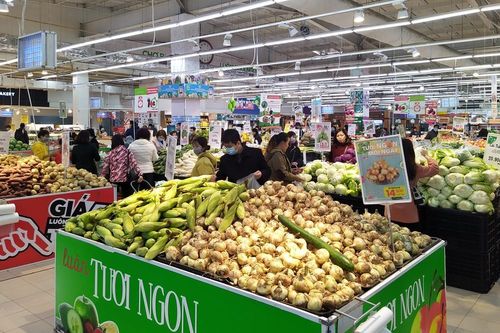 Vì sao rau, thịt ở siêu thị giá quá cao?