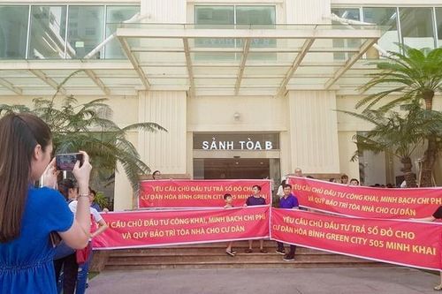 'Om' quỹ bảo trì, ông chủ chung cư 'dát vàng' ở Hà Nội bị phạt trăm triệu