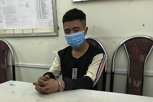 Ngáo đá mang hung khí đến đập phá trụ sở làm việc