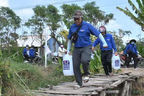 Tháng Thanh niên: Người trẻ viết lên những câu chuyện đẹp
