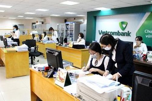 Đồng hành cùng khách hàng vì 'mục tiêu kép'