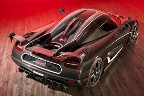 Rao bán siêu xe hàng độc phiên bản Rồng trị giá hơn 2 triệu đô