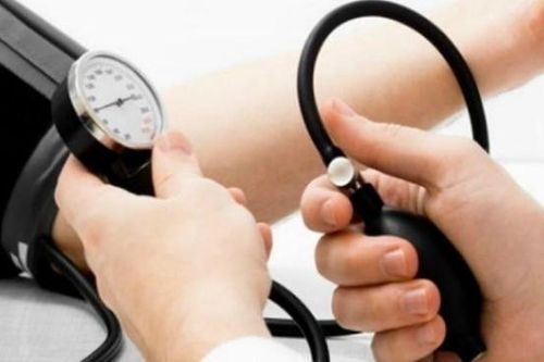 Vì sao tụt huyết áp sau khi ăn?