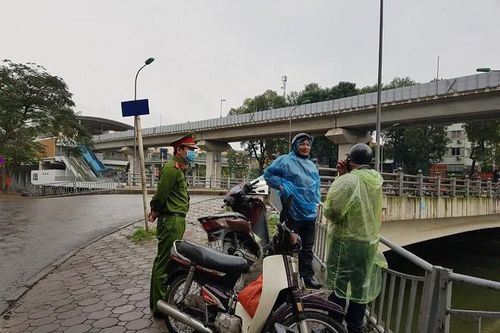 Xử phạt 23 trường hợp không đeo khẩu trang ra đường