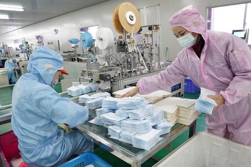 Trung Quốc bán gần 4 tỷ khẩu trang trong tháng 3, bị chê về chất lượng