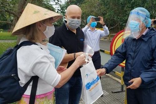 Hai bệnh nhân Covid-19 cuối cùng ở Huế xuất viện