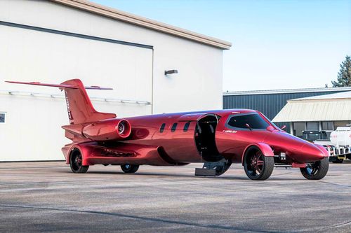 Limousine trong thân xác máy bay giá hơn 1 triệu USD