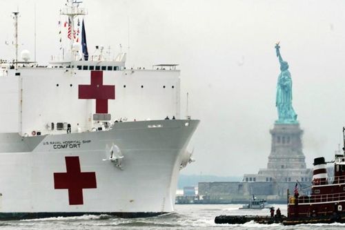 Thủy thủ trên tàu bệnh viện ở New York nhiễm Covid-19