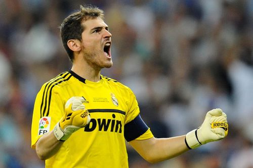 Casillas muốn tổ chức trận 'El Clasico' giữa các huyền thoại