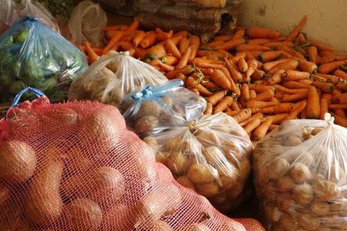 Sơn Tây: Nông dân ủng hộ 2 tấn rau quả cho lực lượng tuyến đầu chống dịch