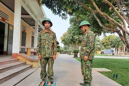 Sáng kiến giá đo cỡ giày