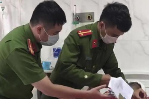 Kịp thời giúp đỡ người dân gặp khó khăn