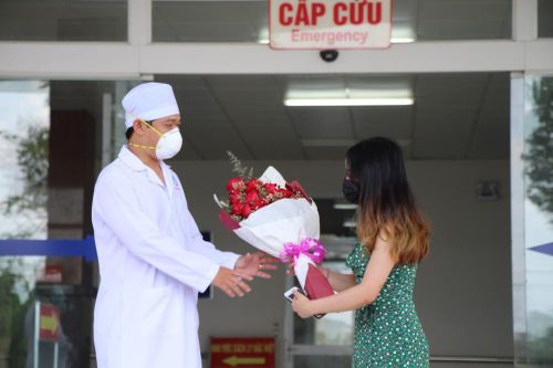 Bệnh nhân mắc COVID -19 thứ 154 xuất viện ở Cần Thơ