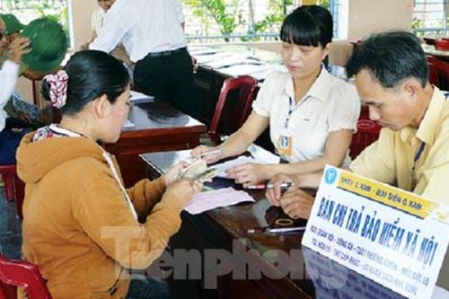 Điều kiện DN được tạm dừng đóng vào quỹ hưu trí, tử tuất?