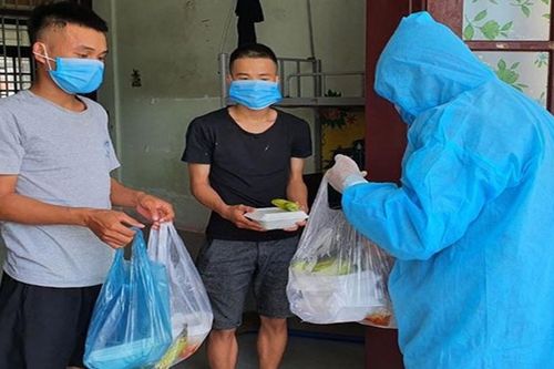 Hơn 1 tỷ đồng hỗ trợ tiền ăn cho người dân Quảng Nam đang cách ly