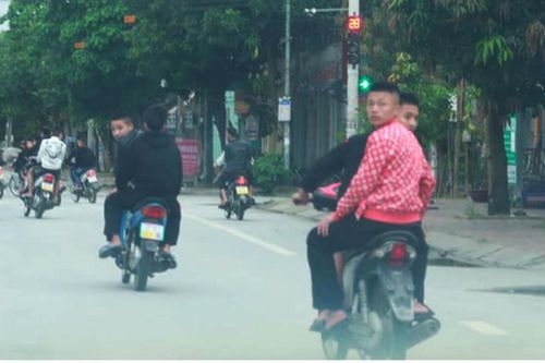 Tiếp tục chặn bắt nhóm thanh, thiếu niên lạng lách đánh võng ở TP. Vinh trong mùa dịch