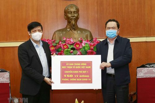 Ủy ban MTTQ Việt Nam phân bổ 150 tỷ đồng tiền ủng hộ cho Bộ Y tế