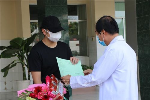 Bốn trường hợp mắc COVID-19 được điều trị khỏi bệnh tại Đồng Tháp