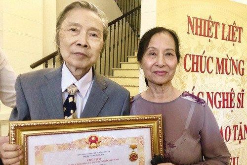 Nghệ sĩ đàn bầu Phạm Ngọc Hướng - Bố đẻ ca sĩ Khánh Linh và nhạc sĩ Ngọc Châu qua đời