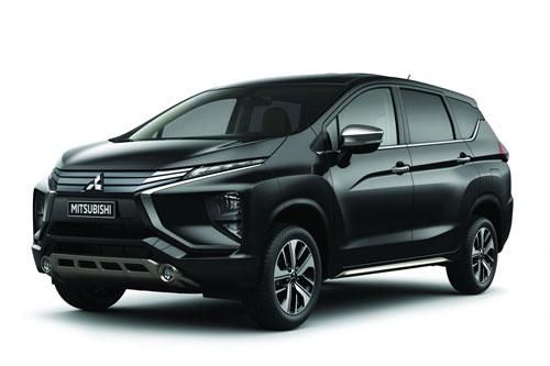 XE HOT (7/4): Bảng giá xe Mitsubishi tháng 4, Hyundai Santa Fe giảm giá sốc