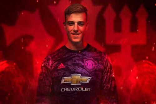 Man United chính thức có thủ môn mới