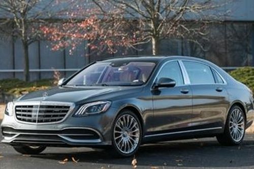 Triệu hồi hơn 1 vạn xe sang Mercedes vì lỗi chảy dầu động cơ