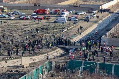 Ukraine yêu cầu Iran giải thích khi 1 nghị sĩ ca ngợi quân đội bắn rơi máy bay dân sự