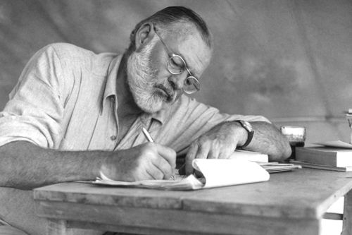 Lá thư tiết lộ sự giận dữ của Hemingway khi tác phẩm bị kiểm duyệt