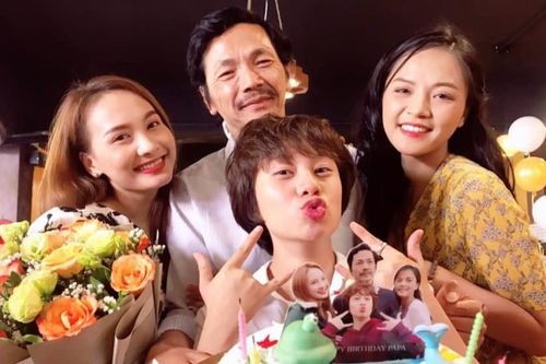 Ảnh hậu trường của 'Về nhà đi con'