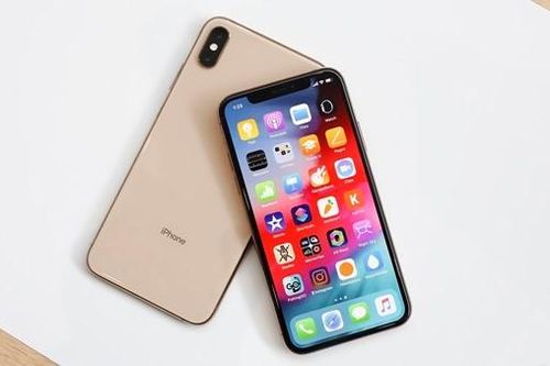 iPhone 8 Plus và iPhone Xs Max giảm giá mạnh