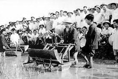 Đặt lợi ích của nhân dân lên trên hết