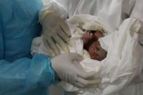 Một bệnh nhân nhiễm virus Corona sinh con thành công tại Cameroon