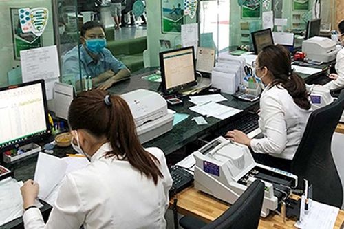Dịch COVID-19: Người vay ngân hàng mua nhà 'chết ngộp' trả nợ