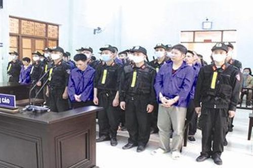 Vụ mua bán 288 bánh heroin tại Cao Bằng: VKS kháng nghị tăng hình phạt 3 bị cáo