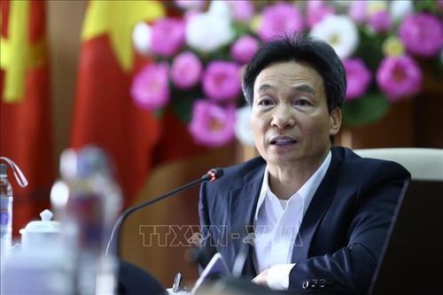 Phó Thủ tướng Vũ Đức Đam chủ trì họp Ban Chỉ đạo Quốc gia phòng, chống dịch COVID-19 tại Bộ Y tế