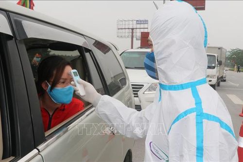 Thực hiện nghiêm quy định cách ly, tăng cường kiểm soát phòng, chống dịch COVID-19