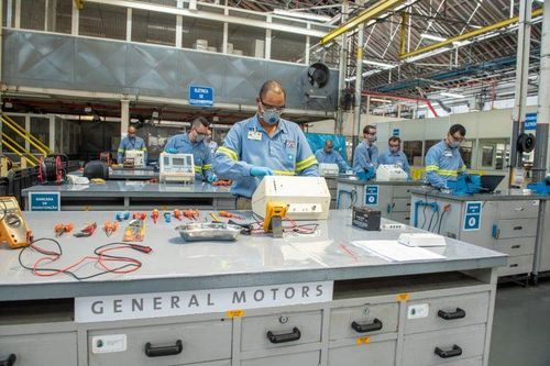 General Motors bắt tay chế tạo 30.000 máy thở cho Chính phủ Mỹ