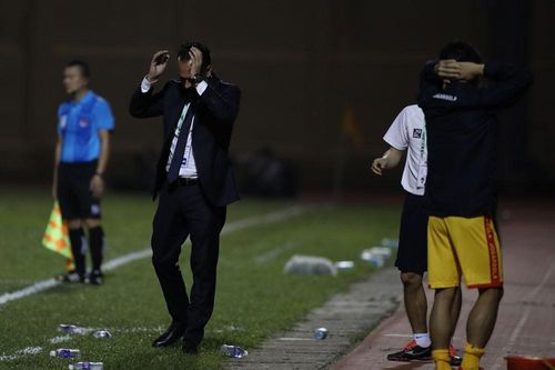 Vì sao CLB Thanh Hóa & HLV Fabio Lopez chưa thành công với sơ đồ 4-3-2-1?