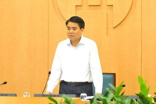 Hà Nội: Sẽ test nhanh COVID-19 tất cả người bán hoa ở các chợ liên quan đến bệnh nhân 243