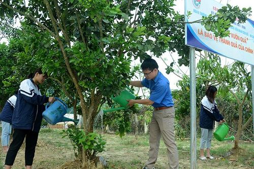 Tiếp lửa cho thế hệ cán bộ đoàn kế cận