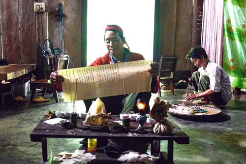 Phong tục cúng mát nhà của đồng bào Dao