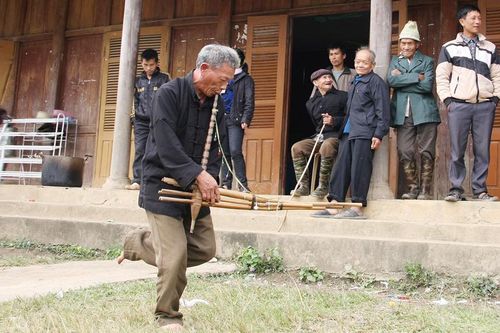 'Đòn bẩy' giúp người Mông thoát nghèo