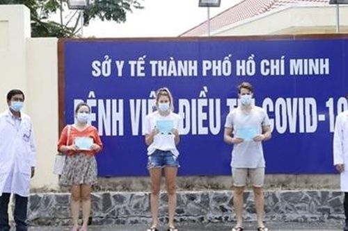 Thêm 4 bệnh nhân COVID-19 khỏi bệnh