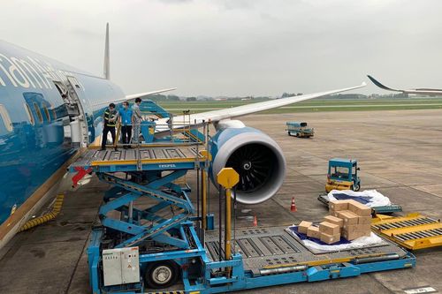 Phía sau những chuyến bay chở hàng trên khoang khách của Vietnam Airlines